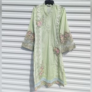 NWT Maria B cotton kutra with gorgeous embroidery